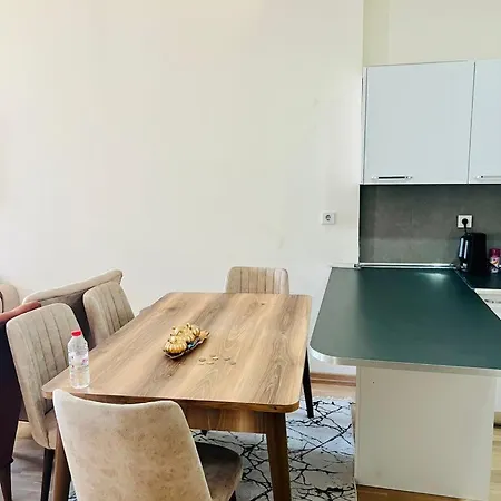 아파트 Fully Furnished 1 1 Bedroom