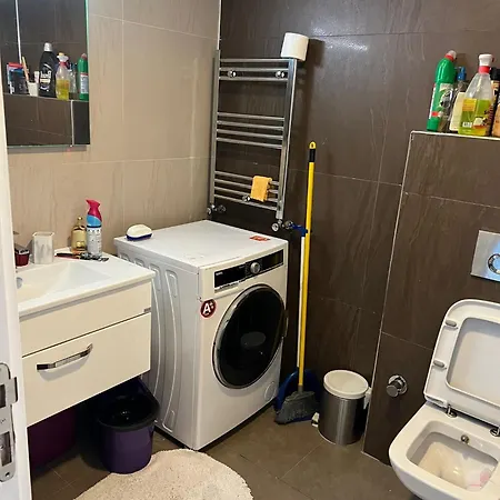 Fully Furnished 1 1 Bedroom